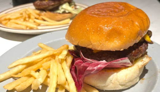 mozoワンダーシティで子連れランチ！キッズスペースありの「J.S. BURGERS CAFE」